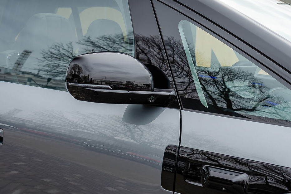 Продам Tesla Model Y ZEEKR MIX 102kWt 2024 года в Киеве