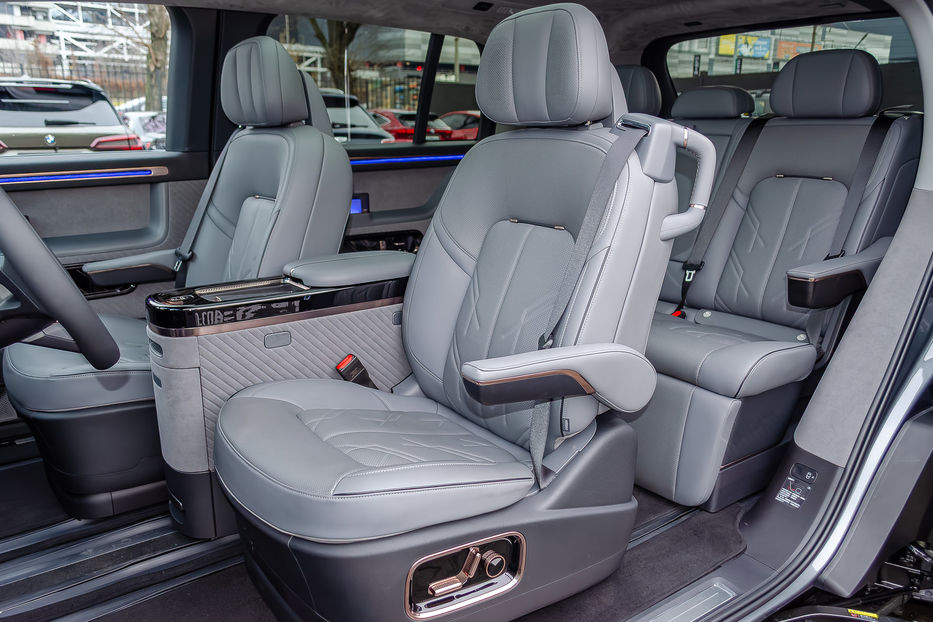 Продам Tesla Model Y ZEEKR MIX 102kWt 2024 года в Киеве