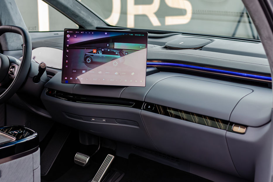 Продам Tesla Model Y ZEEKR MIX 102kWt 2024 года в Киеве