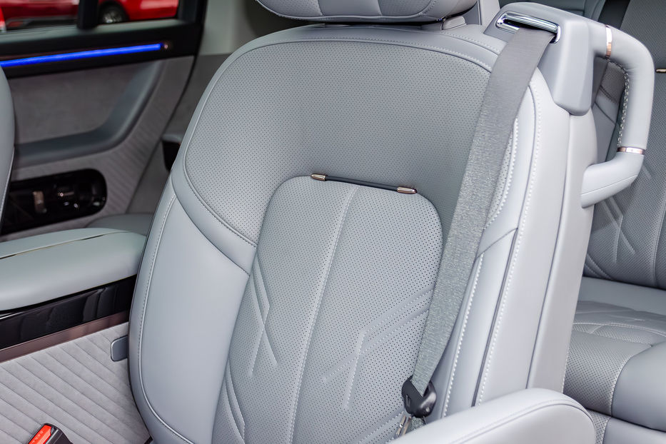 Продам Tesla Model Y ZEEKR MIX 102kWt 2024 года в Киеве