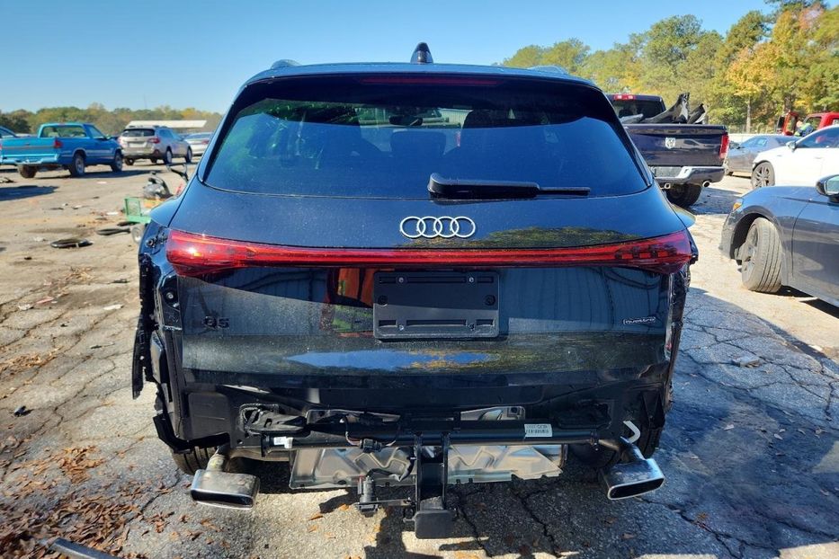 Продам Audi Q5 Premium Plus 2025 года в Черновцах