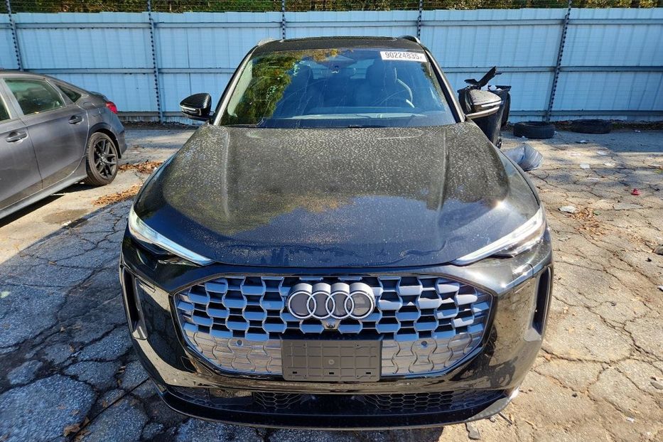 Продам Audi Q5 Premium Plus 2025 года в Черновцах