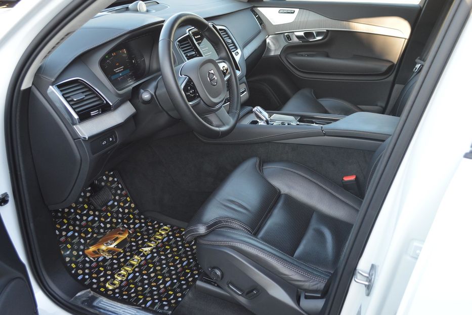 Продам Volvo XC90 2024 года в Одессе