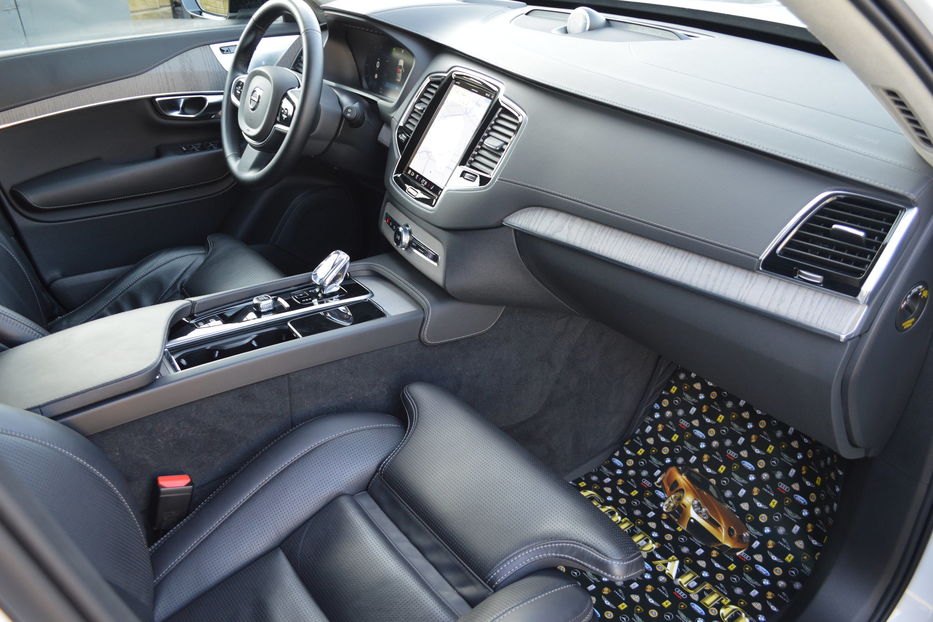 Продам Volvo XC90 2024 года в Одессе