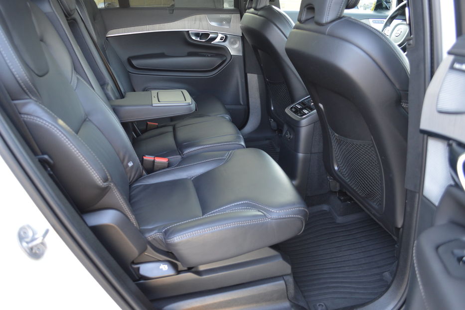 Продам Volvo XC90 2024 года в Одессе