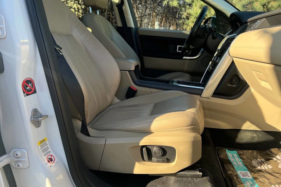 Продам Land Rover Discovery Sport HSE 2016 года в Черновцах