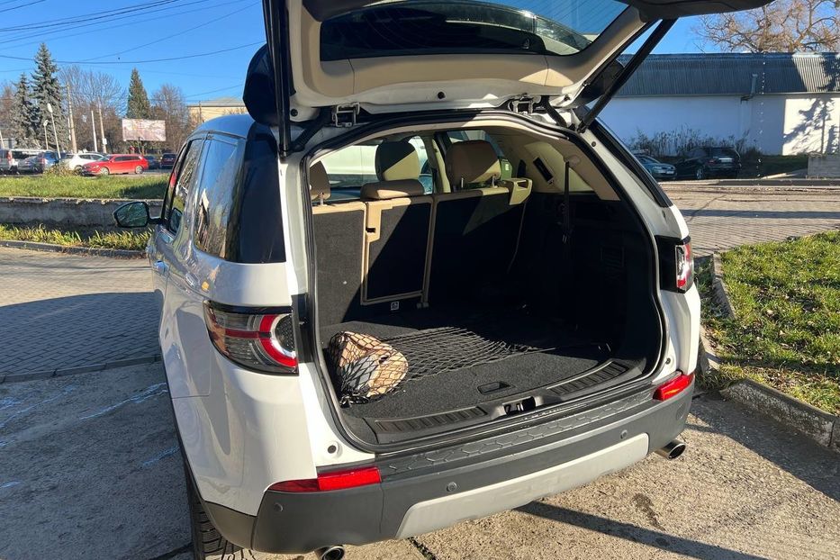 Продам Land Rover Discovery Sport HSE 2016 года в Черновцах