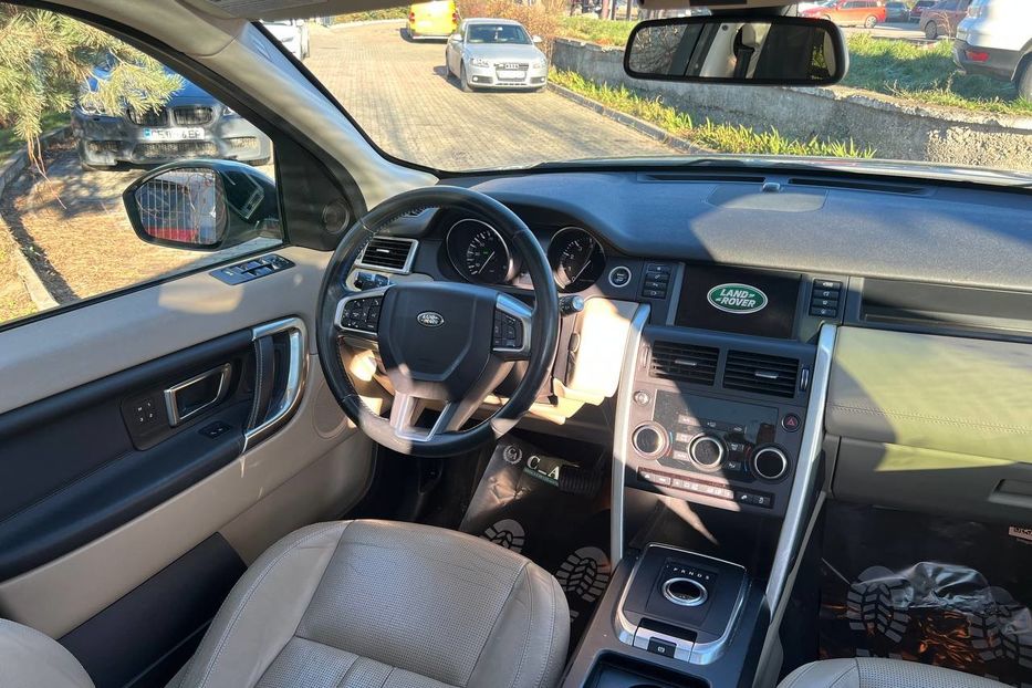 Продам Land Rover Discovery Sport HSE 2016 года в Черновцах