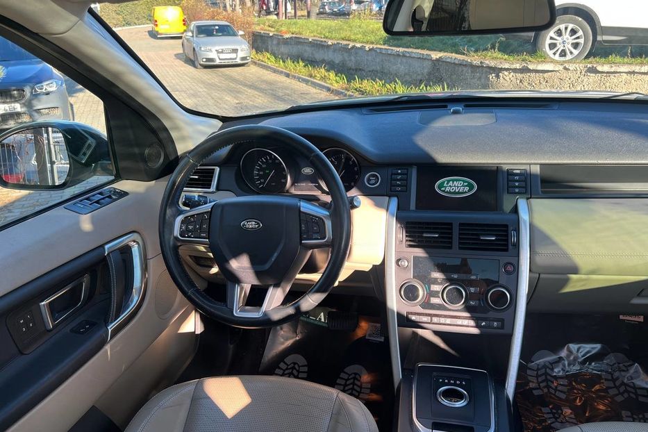 Продам Land Rover Discovery Sport HSE 2016 года в Черновцах