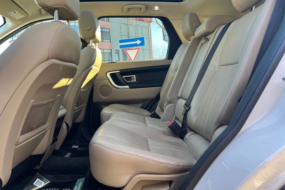 Продам Land Rover Discovery Sport HSE 2016 года в Черновцах