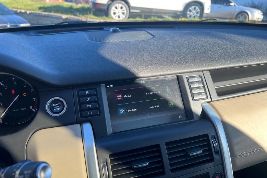 Продам Land Rover Discovery Sport HSE 2016 года в Черновцах