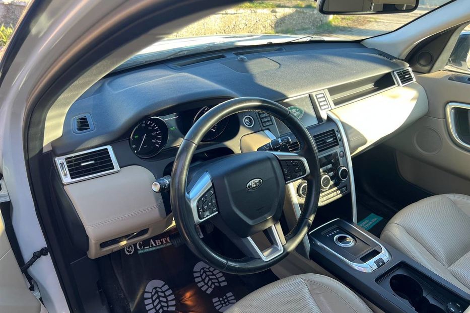 Продам Land Rover Discovery Sport HSE 2016 года в Черновцах