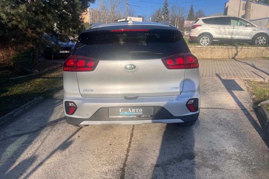 Продам Kia Niro 2020 года в Черновцах