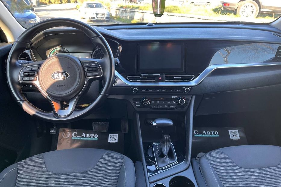Продам Kia Niro 2020 года в Черновцах