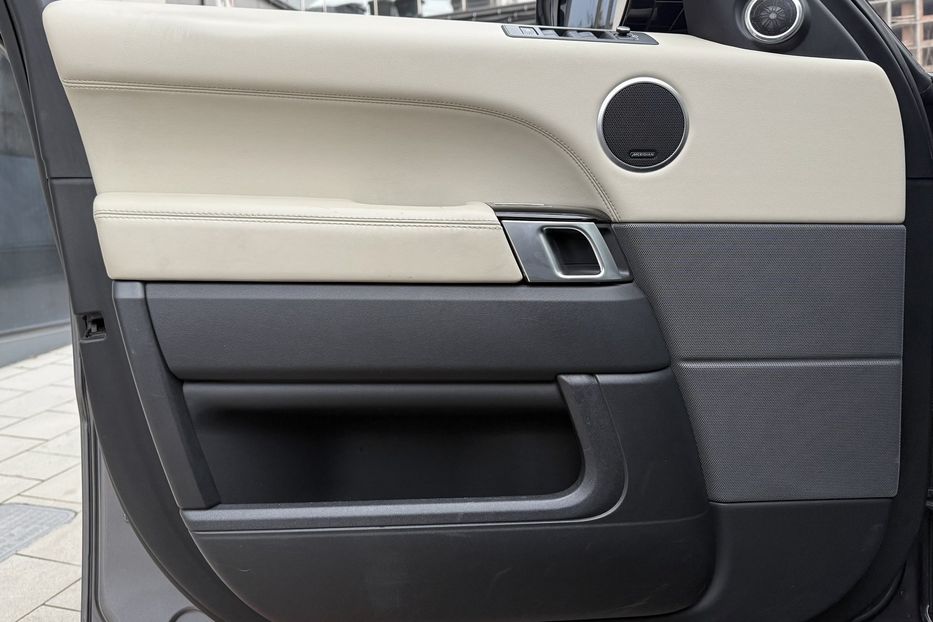 Продам Land Rover Range Rover Sport HSE 2017 года в Киеве