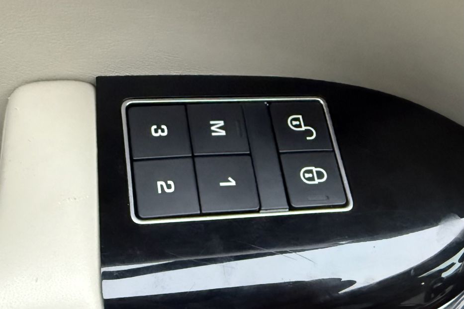 Продам Land Rover Range Rover Sport HSE 2017 года в Киеве