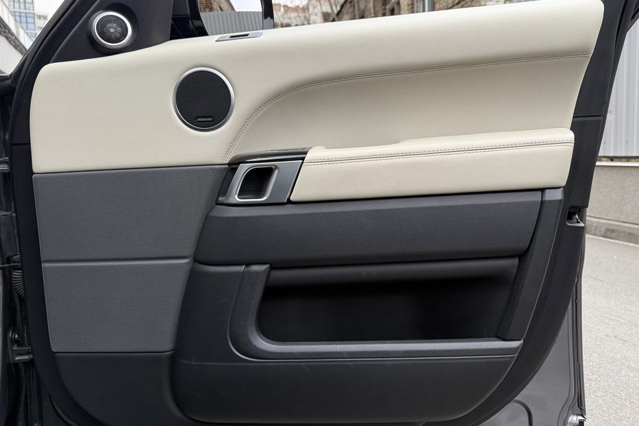 Продам Land Rover Range Rover Sport HSE 2017 года в Киеве