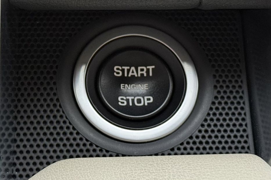 Продам Land Rover Range Rover Sport HSE 2017 года в Киеве