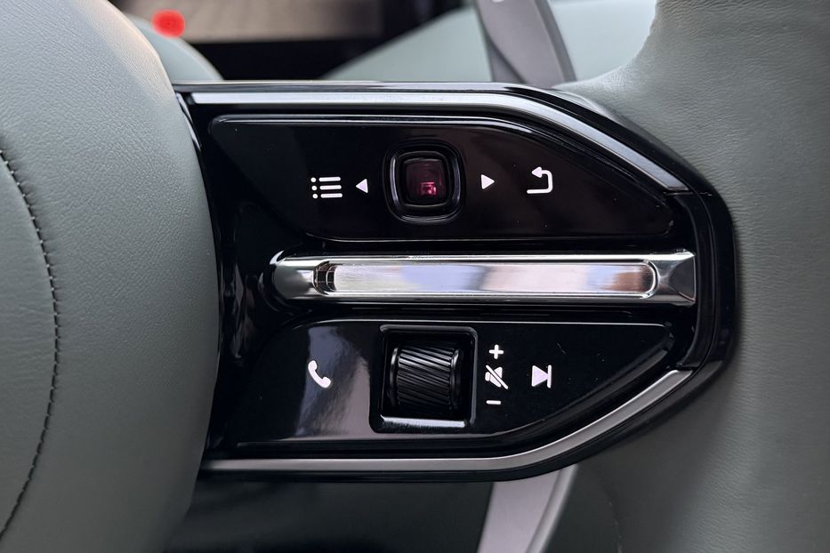 Продам Aston Martin DB9 DB12 2025 года в Киеве