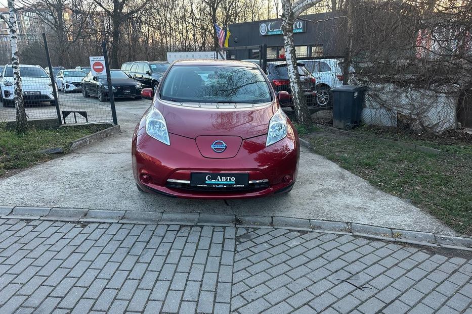 Продам Nissan Leaf 2015 года в Черновцах