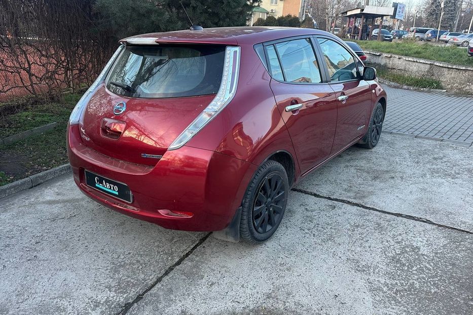 Продам Nissan Leaf 2015 года в Черновцах