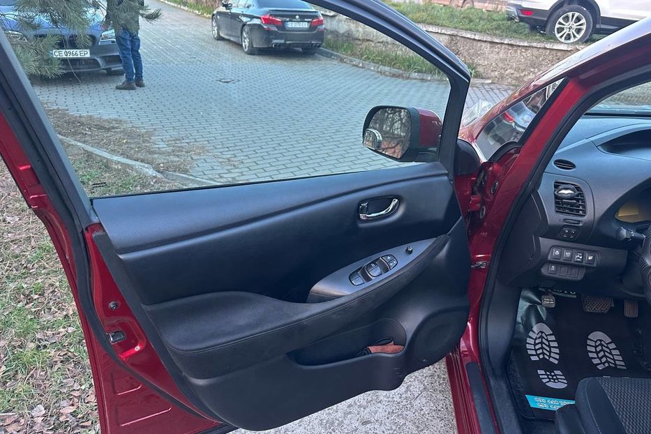 Продам Nissan Leaf 2015 года в Черновцах