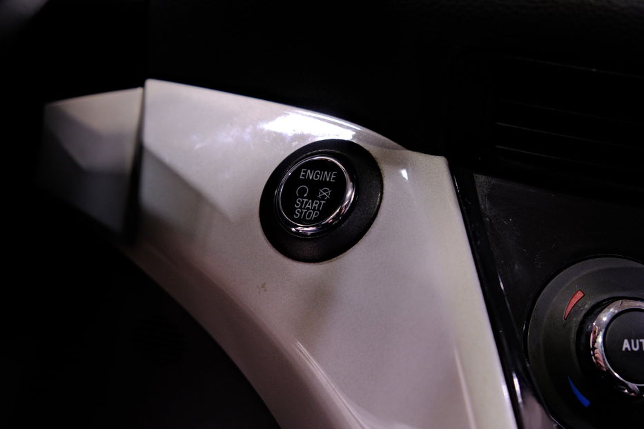 Продам Ford C-Max Plug-in-Hybrid 2014 года в Одессе