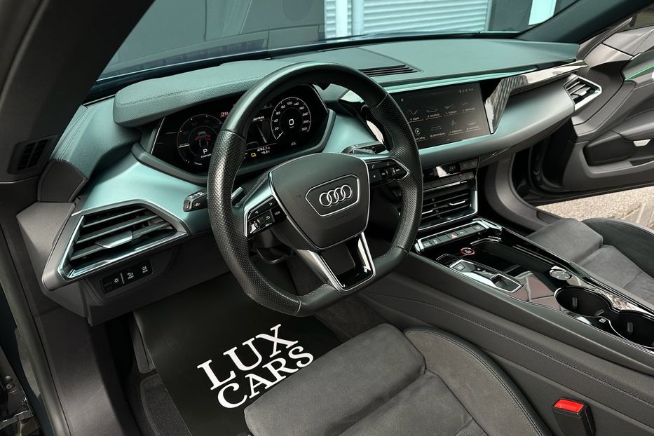 Продам Audi E-Tron GT Quattro 2022 года в Киеве