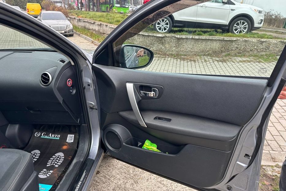 Продам Nissan Qashqai+2 2012 года в Черновцах