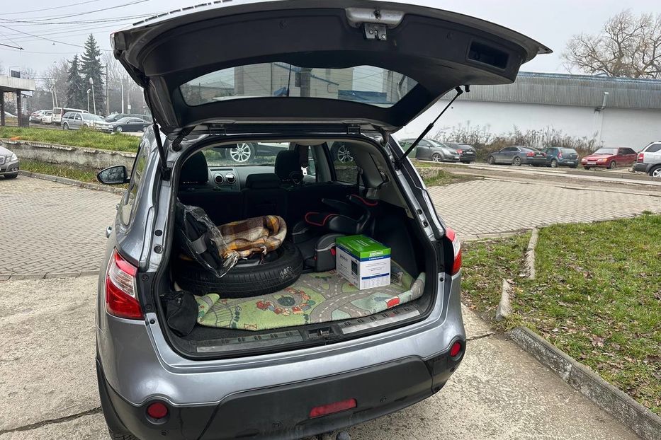 Продам Nissan Qashqai+2 2012 года в Черновцах