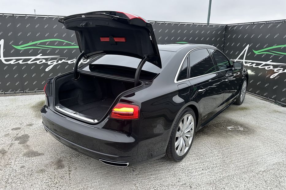 Продам Audi A8 Long TFSI Quattro 2017 года в Киеве