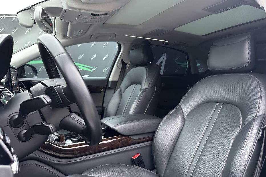 Продам Audi A8 Long TFSI Quattro 2017 года в Киеве