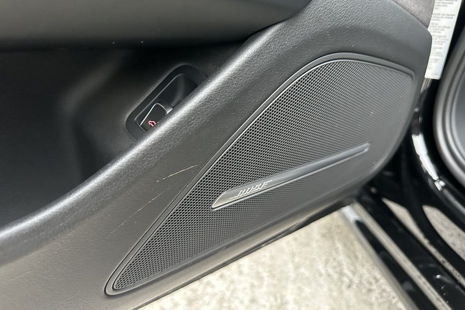 Продам Audi A8 Long TFSI Quattro 2017 года в Киеве