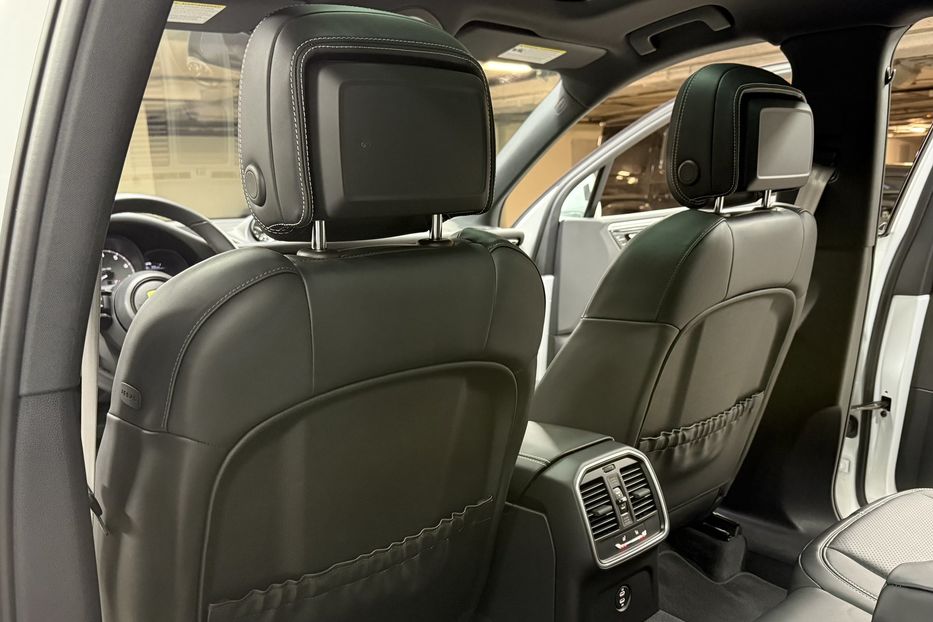 Продам Porsche Macan S 2023 года в Киеве