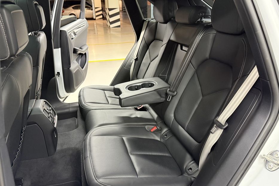 Продам Porsche Macan S 2023 года в Киеве