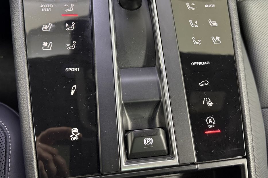 Продам Porsche Macan S 2023 года в Киеве