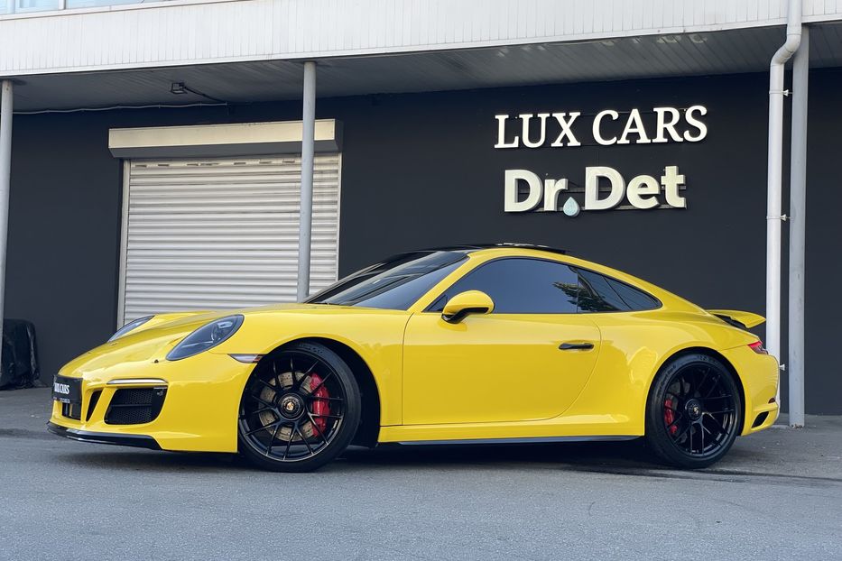 Продам Porsche 911 GTS 2017 года в Киеве