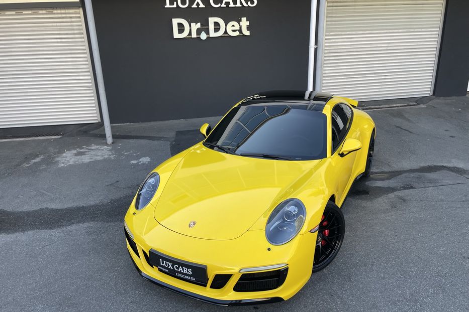 Продам Porsche 911 GTS 2017 года в Киеве