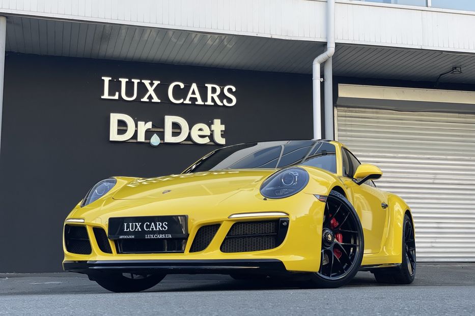 Продам Porsche 911 GTS 2017 года в Киеве