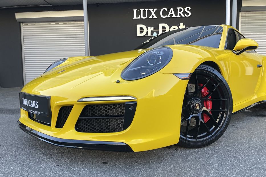 Продам Porsche 911 GTS 2017 года в Киеве
