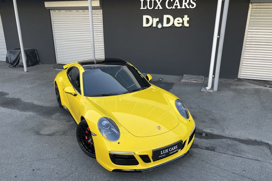 Продам Porsche 911 GTS 2017 года в Киеве