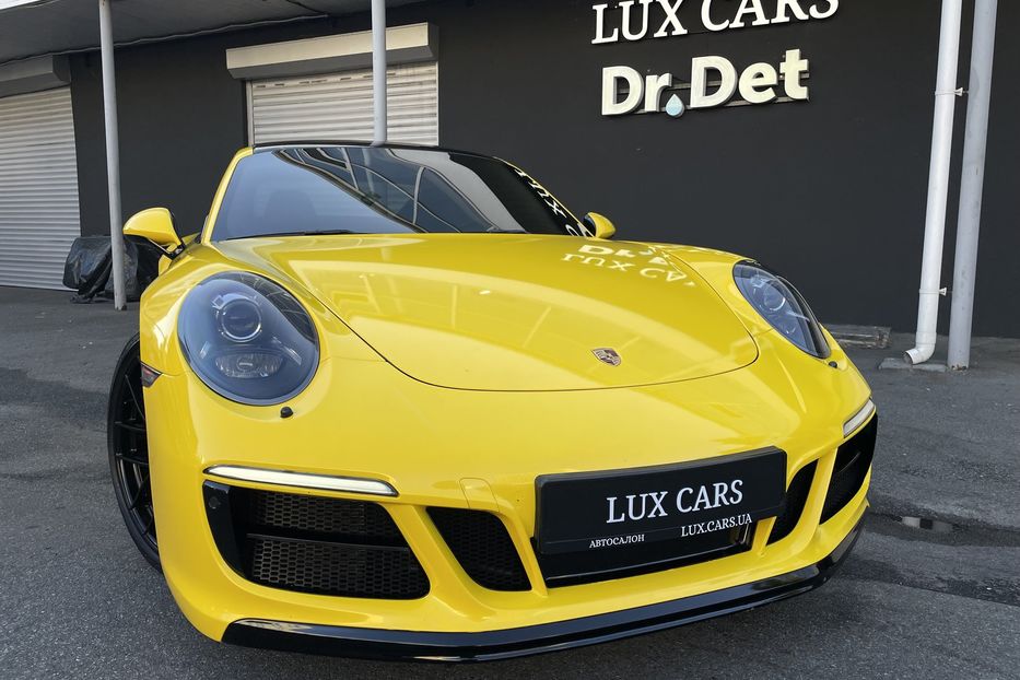 Продам Porsche 911 GTS 2017 года в Киеве