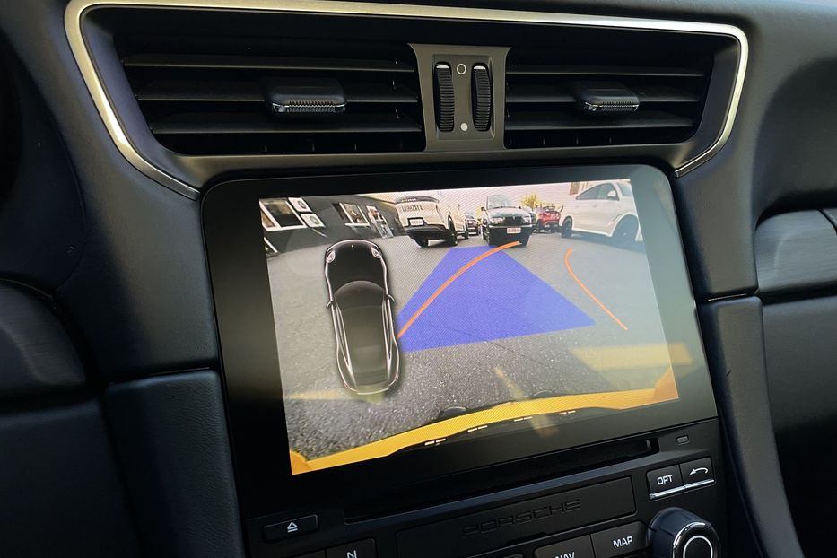 Продам Porsche 911 GTS 2017 года в Киеве