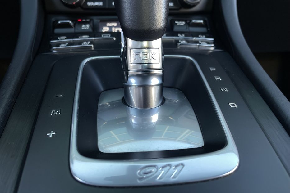 Продам Porsche 911 GTS 2017 года в Киеве