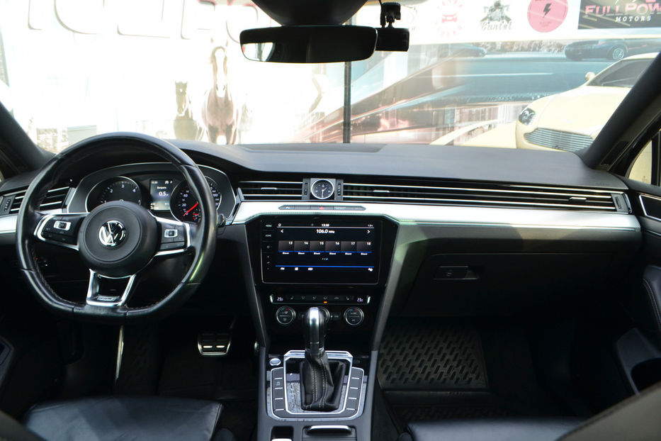 Продам Volkswagen Passat B8 2.0 TDI DSG (150 к.с.) 2017 года в Киеве