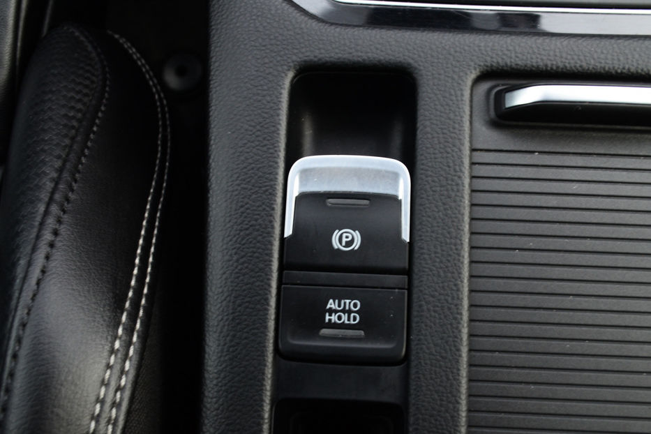 Продам Volkswagen Passat B8 2.0 TDI DSG (150 к.с.) 2017 года в Киеве