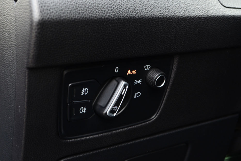 Продам Volkswagen Passat B8 2.0 TDI DSG (150 к.с.) 2017 года в Киеве