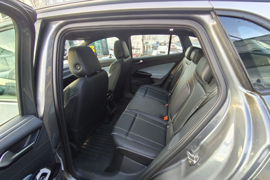 Продам Volkswagen ID.4 2022 года в Киеве