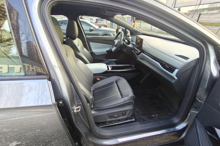 Продам Volkswagen ID.4 2022 года в Киеве