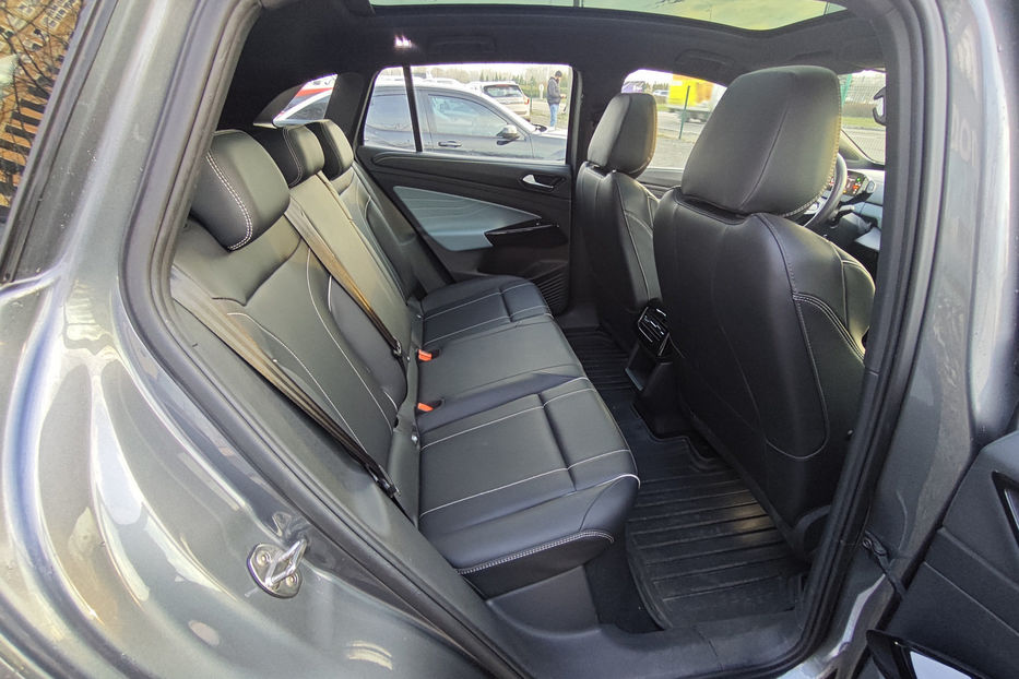 Продам Volkswagen ID.4 2022 года в Киеве